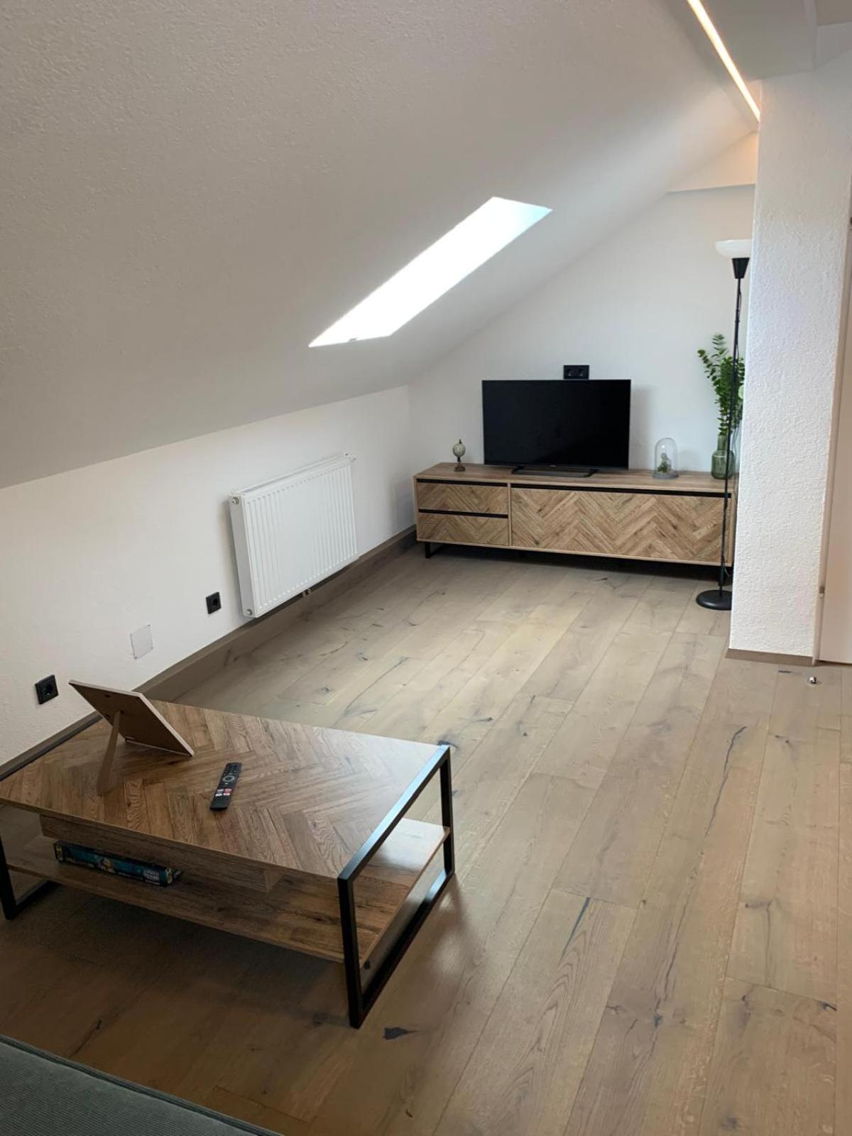 Idyllische Suite In Zentrumsnaehe Mit Parkplatz Top 2 Gmunden Exteriör bild